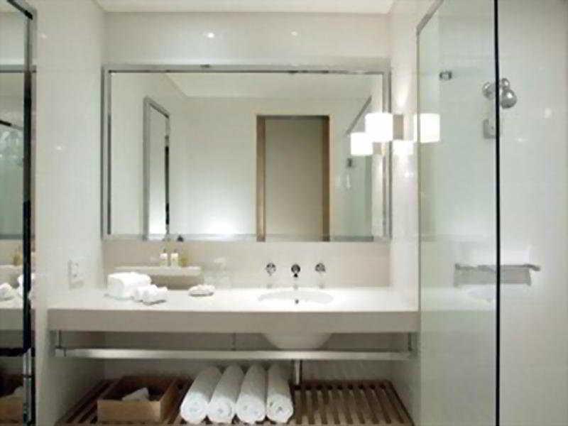 Crown Promenade Melbourne Hotell Exteriör bild