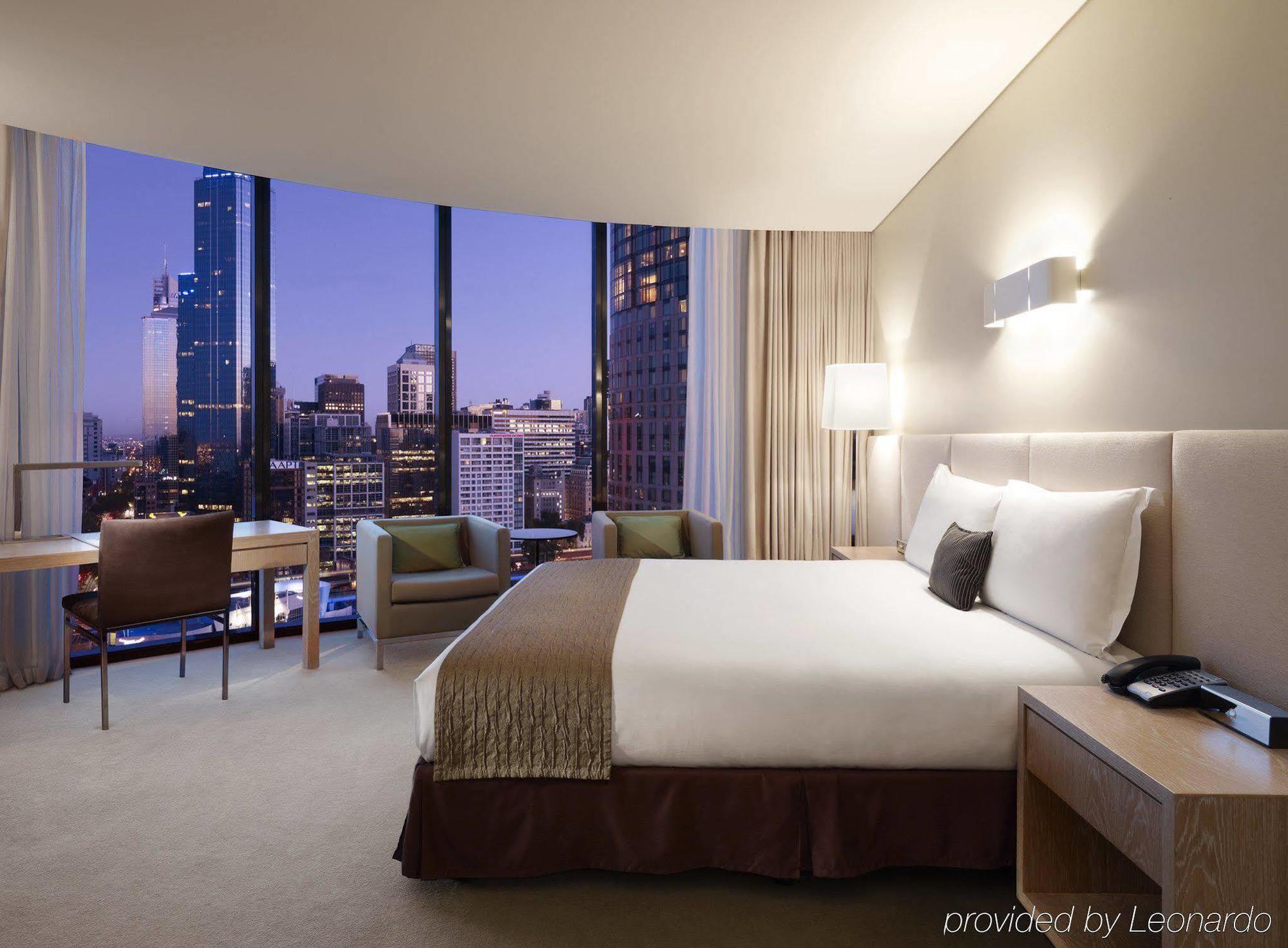 Crown Promenade Melbourne Hotell Exteriör bild