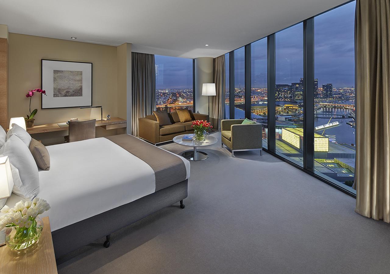 Crown Promenade Melbourne Hotell Exteriör bild